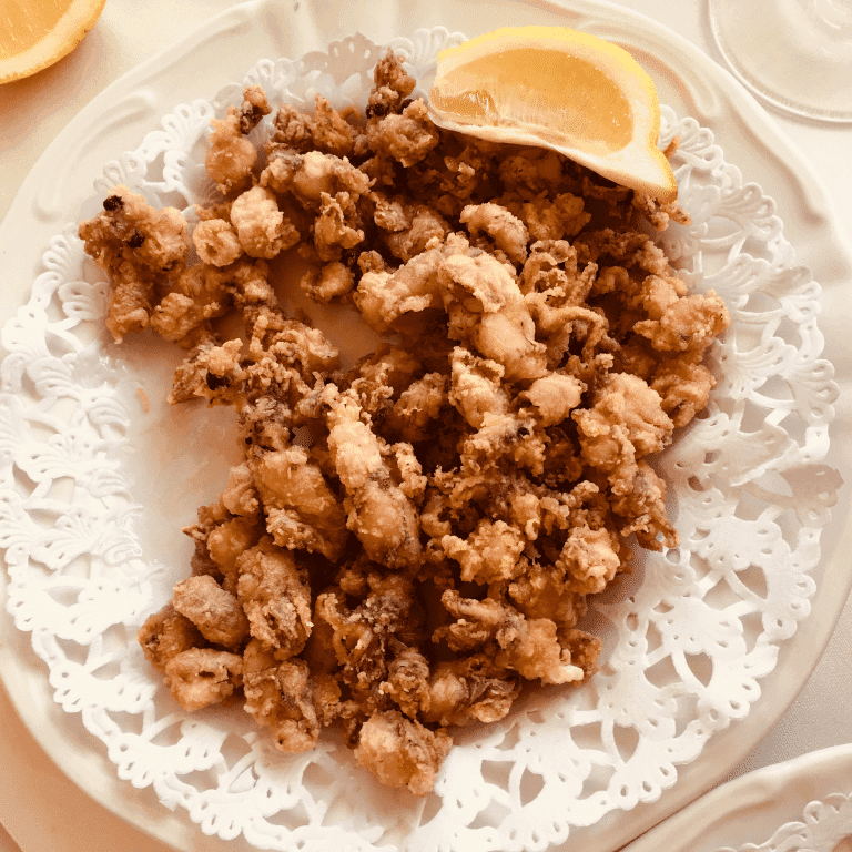 Chipirones Rebozados con patatas fritas